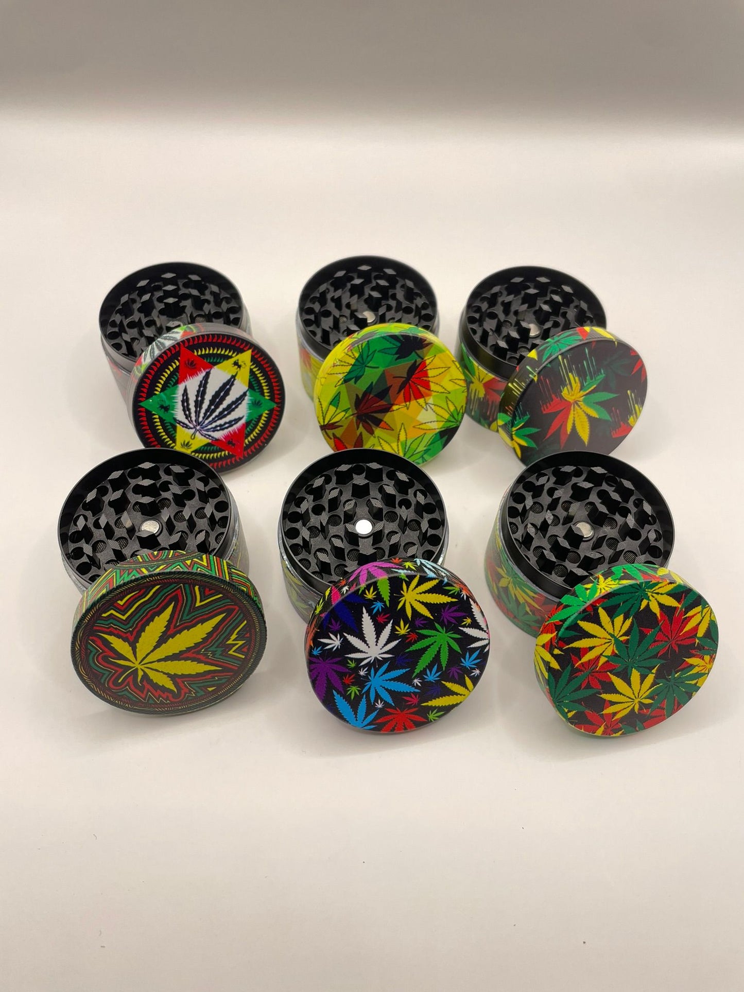 Metal Herbs Grinder - 4 Part